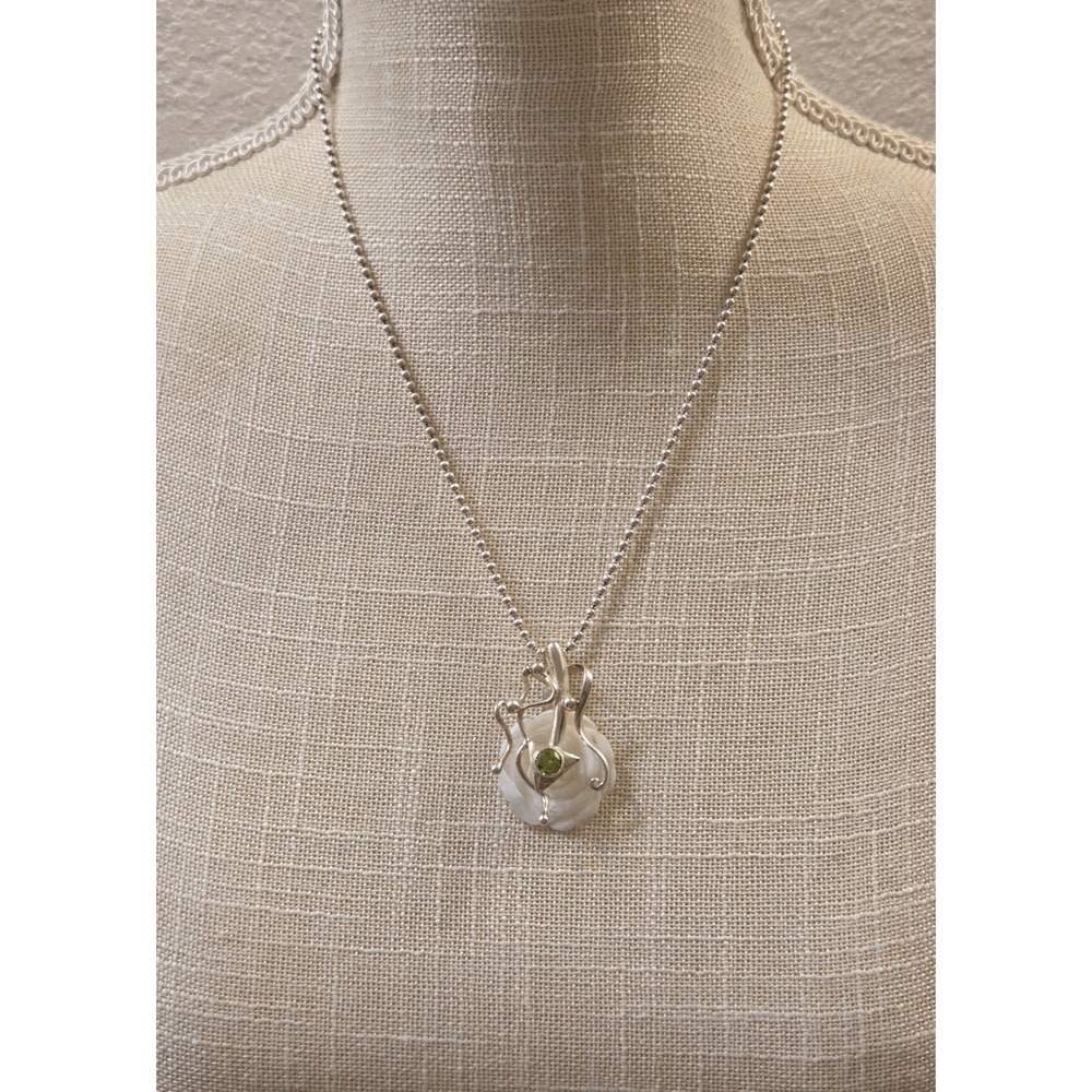 Vintage Art Nouveau Sterling Silver Peridot & MOP Floral Motif Necklace 19.5"